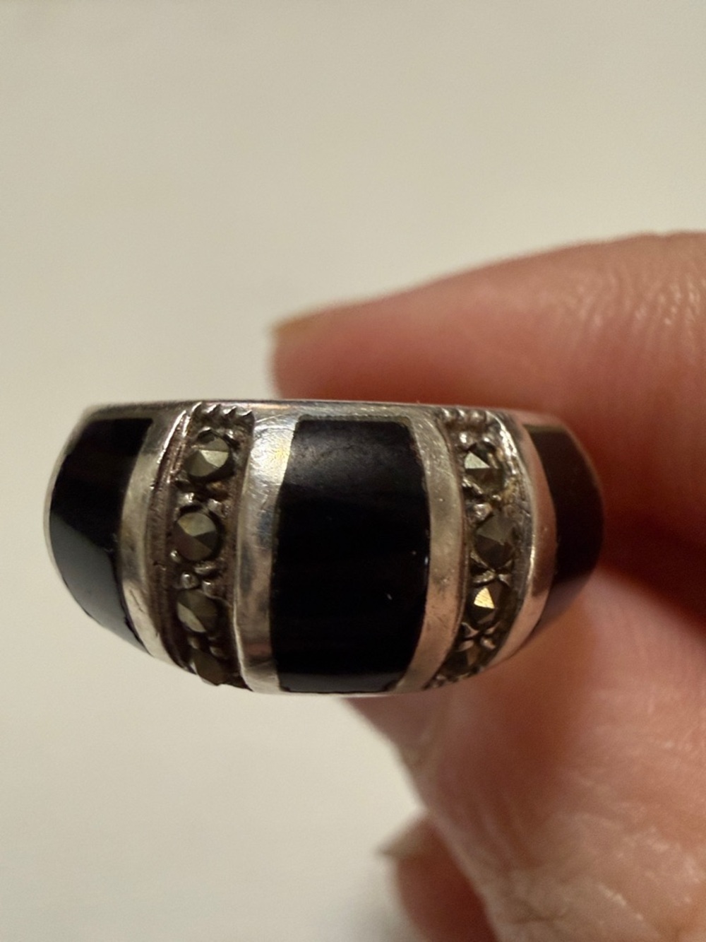 Sterling Silver 925 Black Onyx and Marcasite Dome Ring size 5.75 - Picture 10 of 10